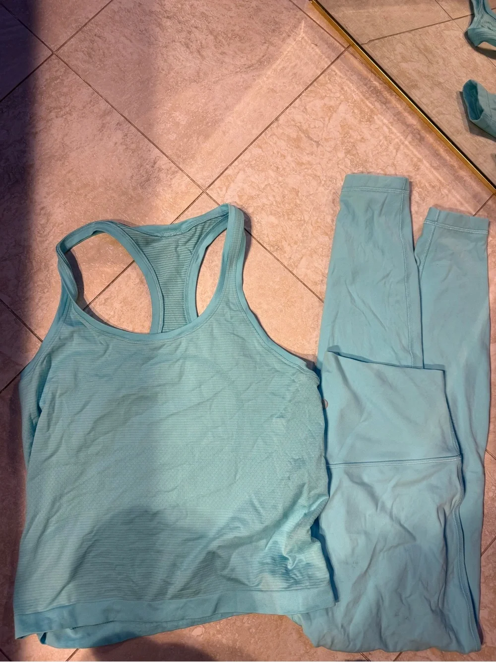 Lululemon Light blue workout set #activewear #fitness